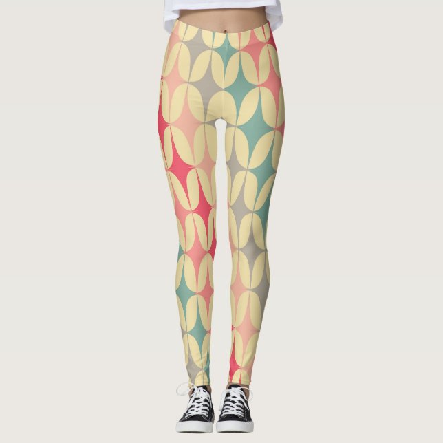 Retro Geometric: Diagonal Vintage Pattern. Leggings (Front)
