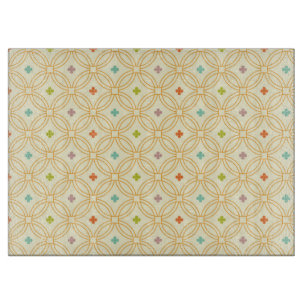Retro Geometric Interlocking Circle Pattern Cutting Board