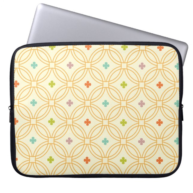 Retro Geometric Interlocking Circle Pattern Laptop Sleeve (Front)