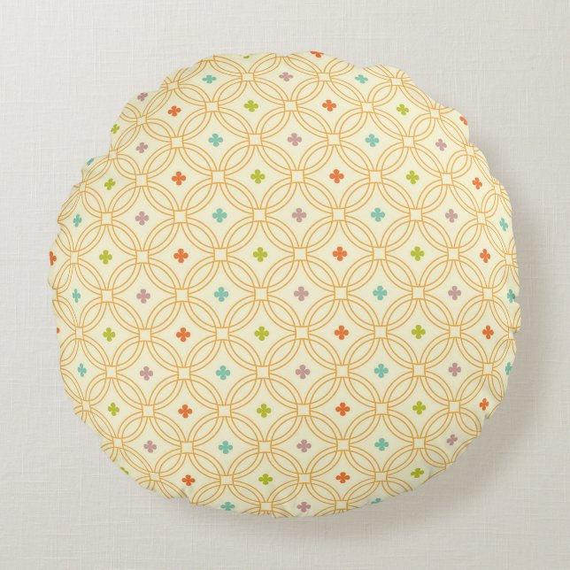 Retro Geometric Interlocking Circle Pattern Round Cushion (Front)