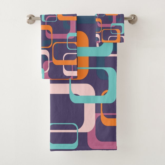 Retro Geometric Mid Century Shapes Art Purple Bath Towel Set (Insitu)