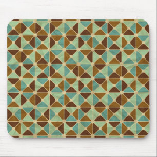 Retro geometric pattern mouse mat