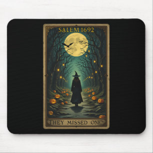 Retro Girls Trip Salem Time To Get Salem 1692 Hall Mouse Mat