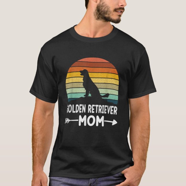 Retro Golden Retriever Mom Gifts Golden Retriever  T-Shirt (Front)