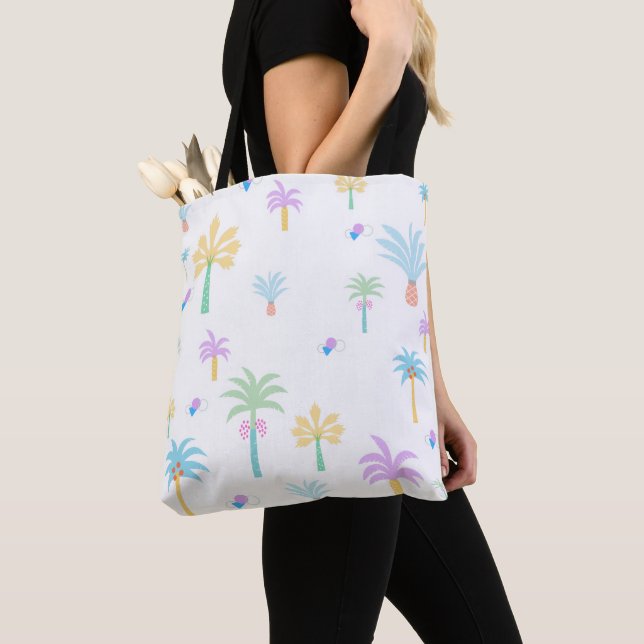 Retro Graphic Palms  Tote Bag (Close Up)