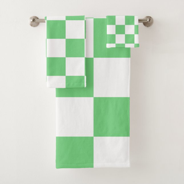 Retro Green Chessboard Chequerboard Tile Y2K  Bath Towel Set (Insitu)