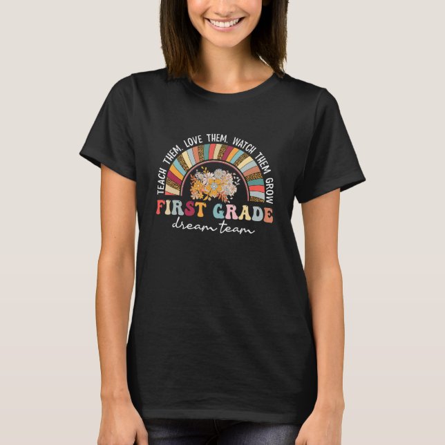 Retro Groovy First Grade Dream Team Teacher Squad  T-Shirt (Front)
