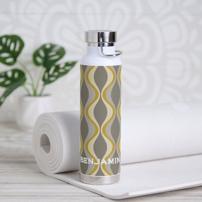 retro groovy pattern - monogram - gold taupe water bottle (Yoga)