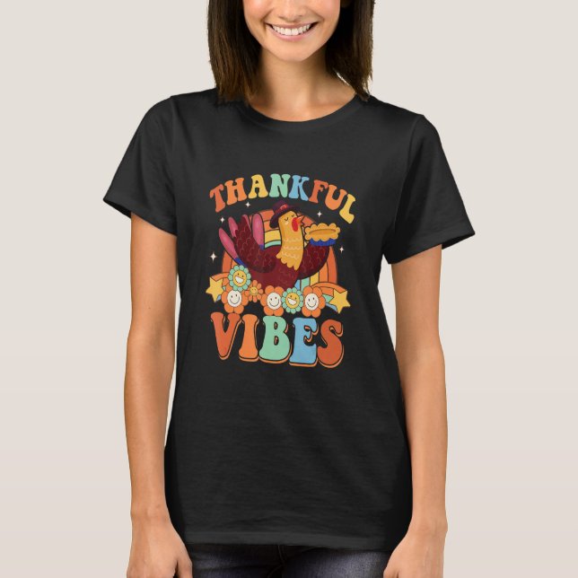 Retro Groovy Thankful Vibes Turkey Fall Thanksgivi T-Shirt (Front)