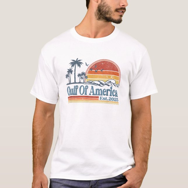 Retro Gulf Of USA America 2025 American Flag Gulf  T-Shirt (Front)
