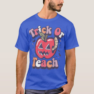 Retro Halloween Teacher Trick or Teach Apple Jack  T-Shirt