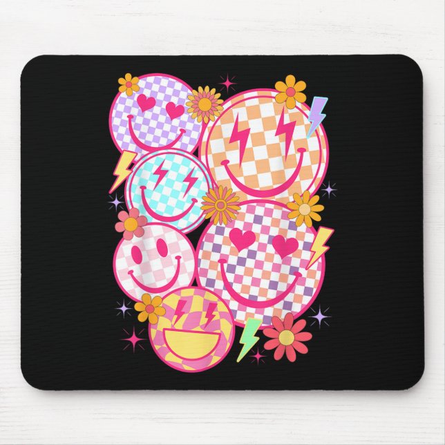 Retro Happy Face Chequered Pattern Smile Face Tren Mouse Mat (Front)