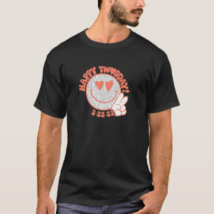 Retro Happy Twosday 2/22/22 Cool Graphic T-Shirt