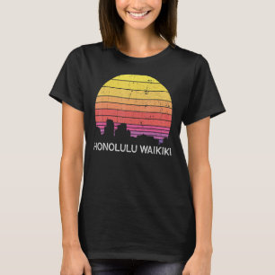 Retro Hawaii Honolulu Waikiki Skyline Vintage Urba T-Shirt