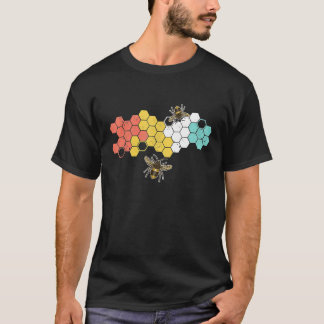 Retro Honeycomb Beekeeper Design For Bee T-Shirt
