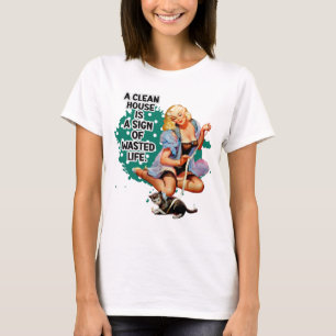 Retro Housewife Humour Pin-up Girl Art T-Shirt