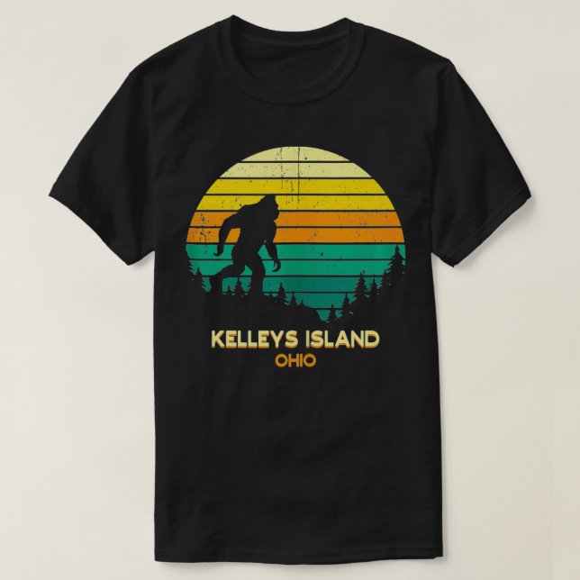 Retro Kelleys Island, Ohio Bigfoot Souvenir  T-Shirt (Design Front)
