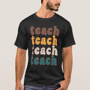 Retro Leopard Teach For Teacher Elementary School  T-Shirt