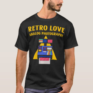 Retro Love Analog Photography (Camera Graphic) T T-Shirt