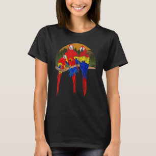 Retro Macaw Bird  Tropical Animal Jungle Parrot T-Shirt