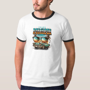 Retro Miami Vibes with Classic Car and Sunset Sung T-Shirt