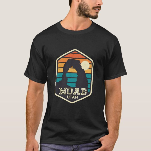 Retro Moab Utah Desert Arch Vintage Travel Art T-Shirt (Front)