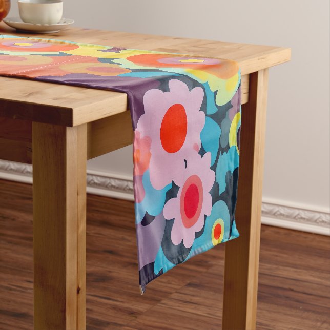 Retro mod flowers  short table runner (In Situ)
