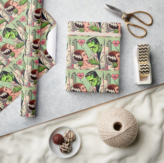 Retro Monster Love Comics Wrapping Paper (Crafts)