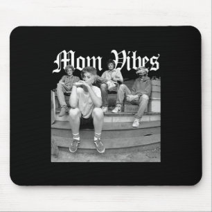 Retro Mum 90’s Vibes Vintage Mother's Day Mum Thug Mouse Mat