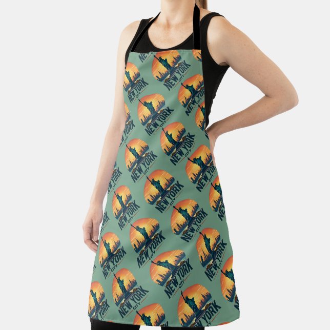 Retro New York City Skyline with Statue of Liberty Apron (Insitu)
