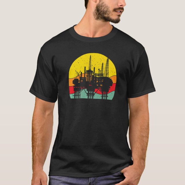 Retro Oil Well Pumpjack Oil Rig Oilman Oilfield Wo T-Shirt (Front)