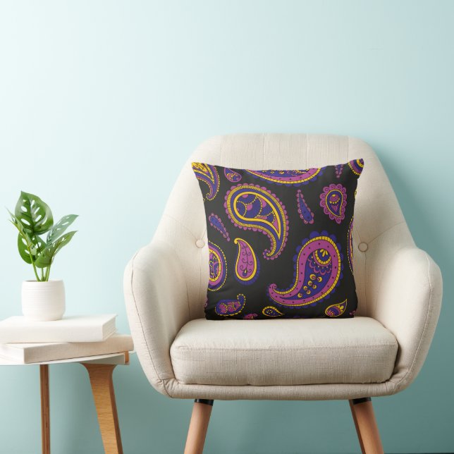 Retro Paisley Pattern Cushion (Chair)
