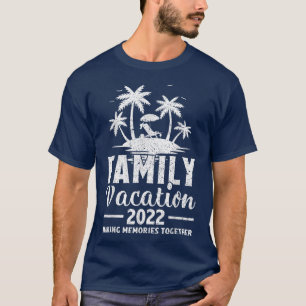 Retro Palm Tree Family Vacation 2022 Beach Sunset T-Shirt