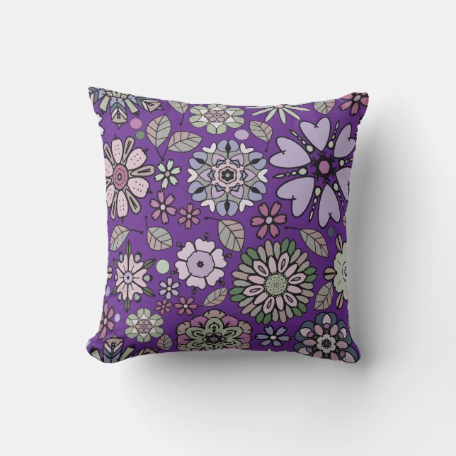 Retro Pastel Pink Purple Floral Seamless Pattern T Cushion (Front)