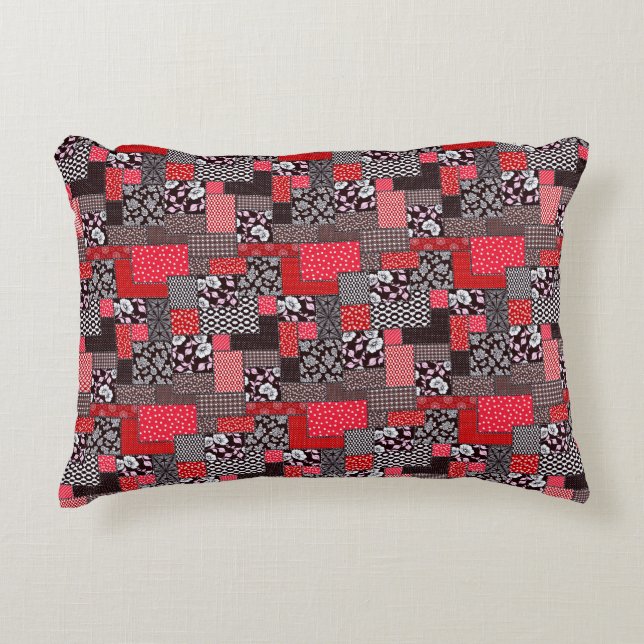 Retro Patchwork Floral Quilt Pattern Decorative Cushion (Front)