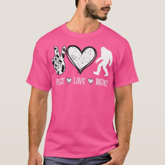 Retro Peace Love Bigfoot Lovers s Outdoor Camping  T-Shirt