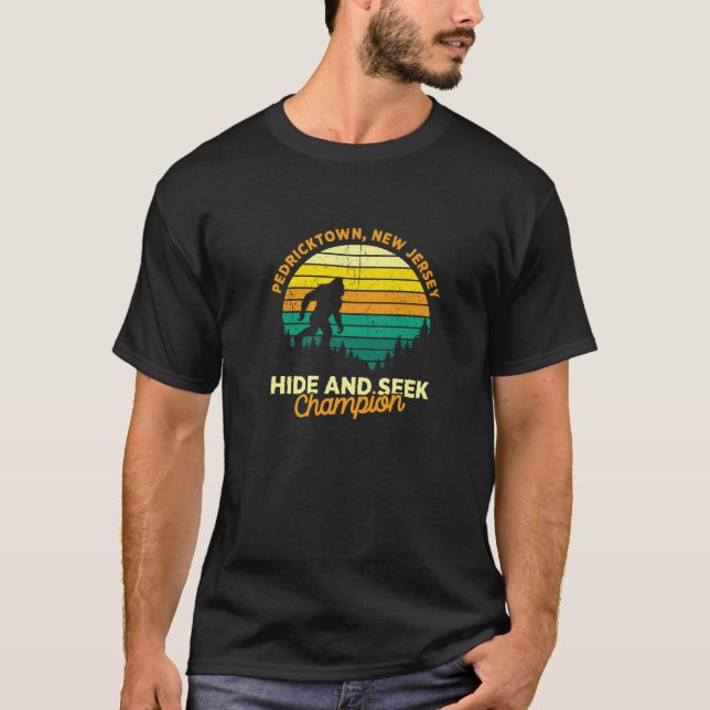 Retro Pedricktown New Jersey Big foot Souvenir Pre T-Shirt (Front)