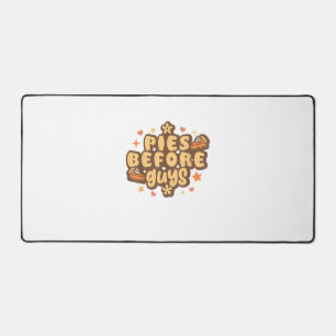 Retro Pies before Guys Funny Thanksgiving pies Desk Mat