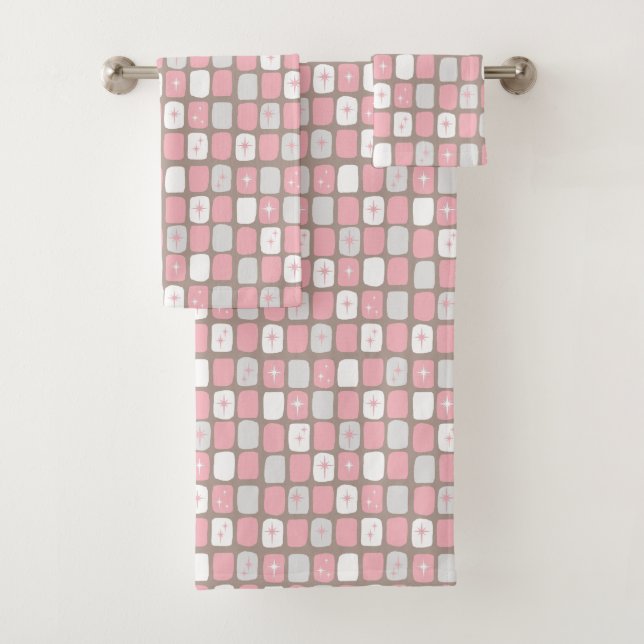 Retro Pink and White Starbursts Towel Set (Insitu)