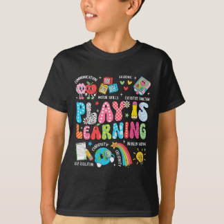 Retro Play Is Learning Kindergarten Teacher Team W T-Shirt