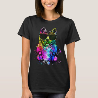Retro Pop Akita Inu Dog Portrait with Headphones T-Shirt