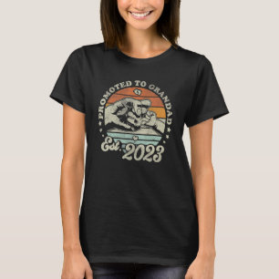 Retro Promoted To Grandad 2023 For New Grandad Fir T-Shirt
