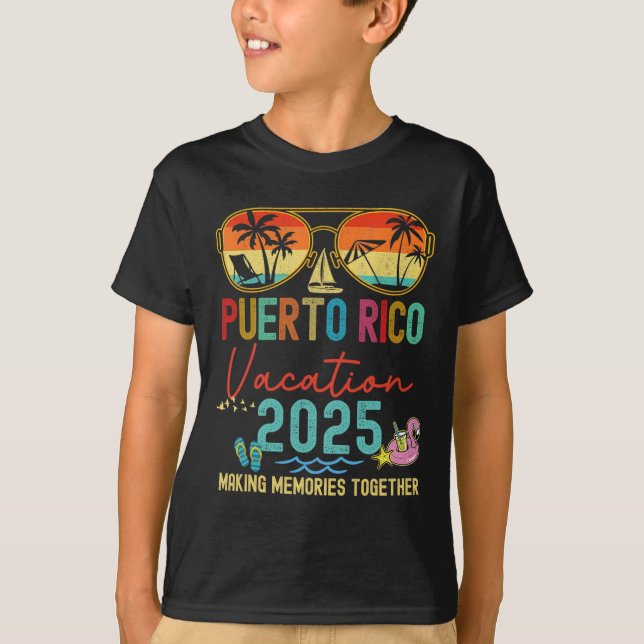 Retro Puerto Rico Vacation 2025 Memories Matching  T-Shirt (Front)