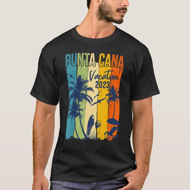 Retro Punta Cana 2023 Dominican Family Vacation Gr T-Shirt (Front)