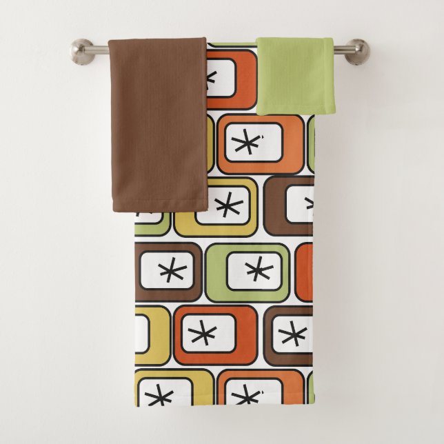 Retro Rectangles with Starbursts  Bath Towel Set (Insitu)