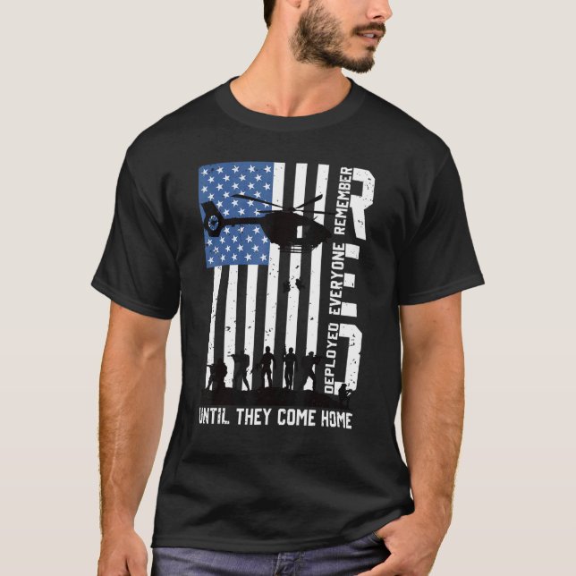 Retro Remember Everyone Veteran US Flag Deployed R T-Shirt (Front)