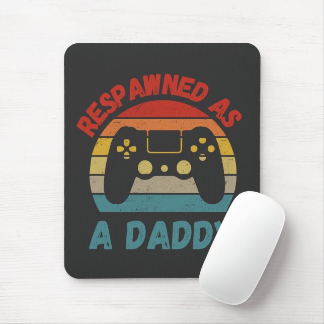 Retro Respawned as a Daddy Gamer New Dad Gamer Mouse Mat (With Mouse)