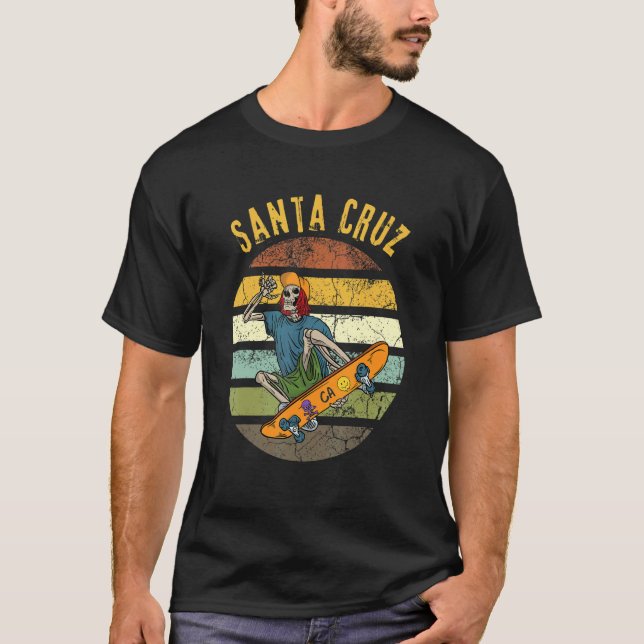 Retro Santa Cruz California Skelton Skater Skatebo T-Shirt (Front)