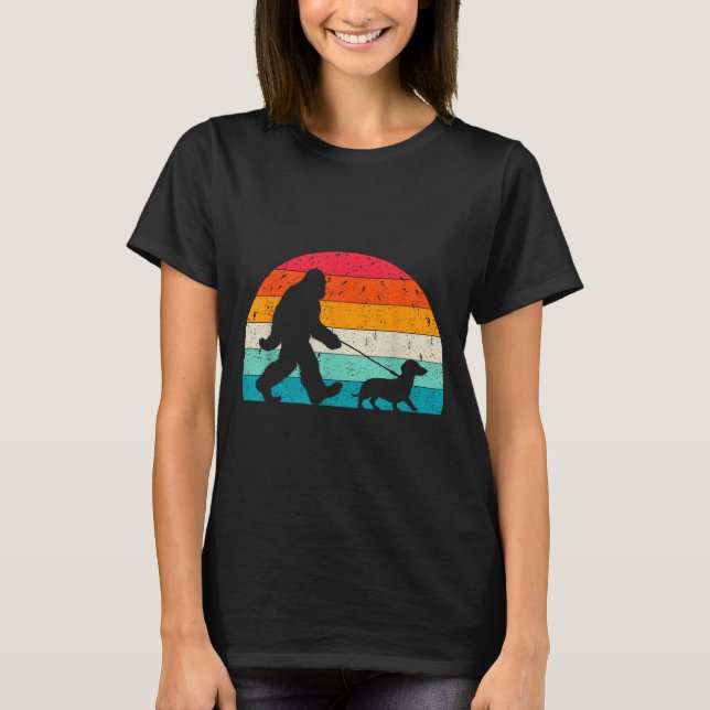 Retro Sasquatch Lover Doxie Wiener Dog Walker Bigf T-Shirt (Front)