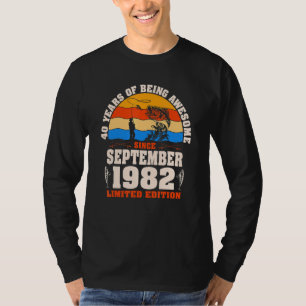 Retro September 1982 40 Year Old Fishing  40th Bir T-Shirt